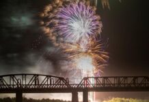 Murray Bridge lights up