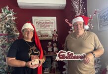 Santa stopping in Meningie