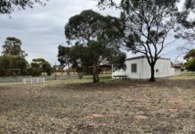 Motion lost, land undecided