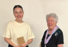 Ellie receives scholarship
