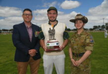 Wanderers win Mateship Trophy
