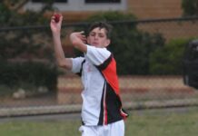 Mannum go clear on top