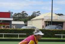 Ladies’ bowls competitive